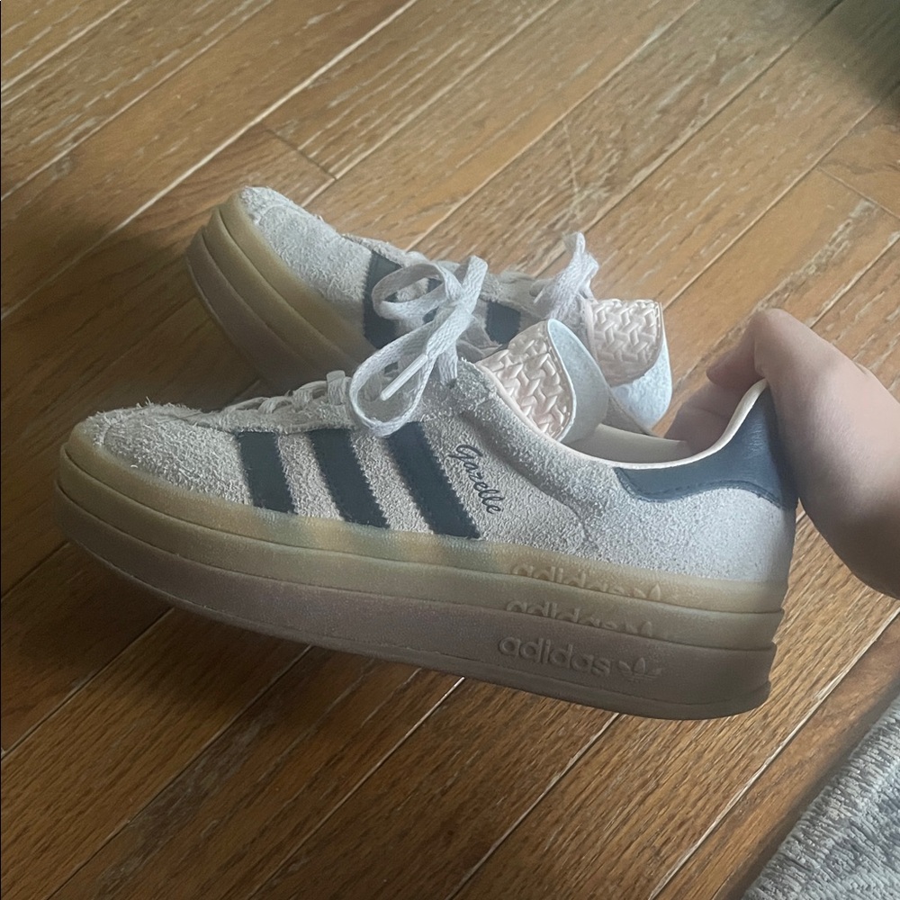 Adidas Gazelle Platform Sneakers
